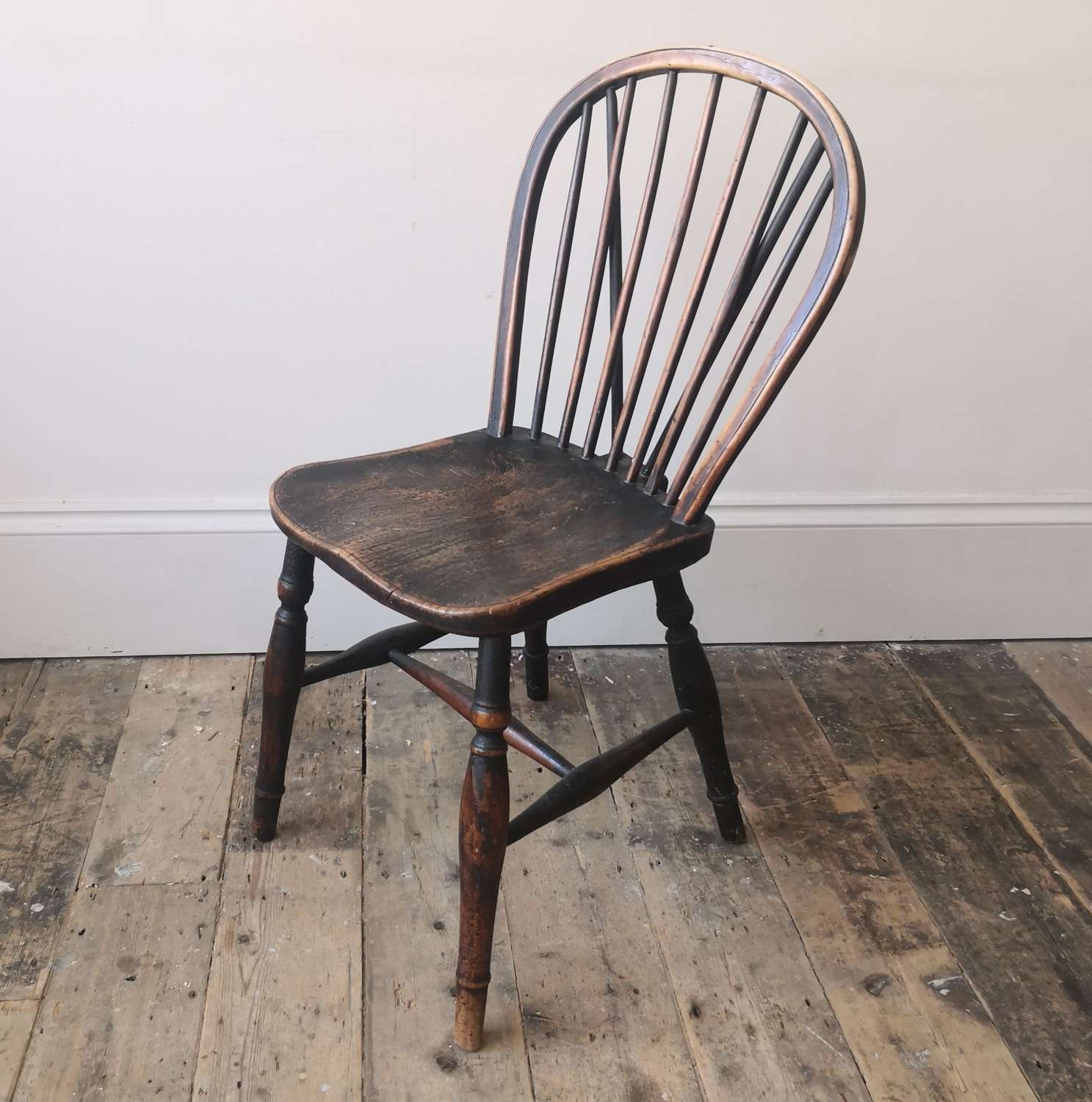 19th century Yew wood windsor chair