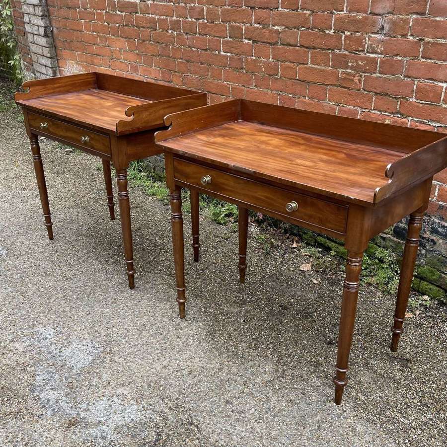 A pair of Georgian revival side tabes