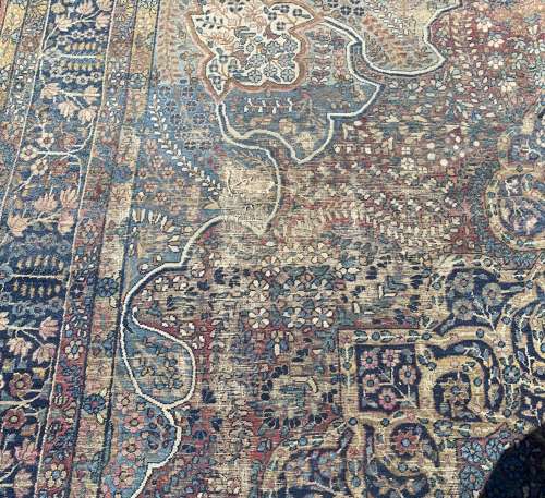 A large scale Qum carpet