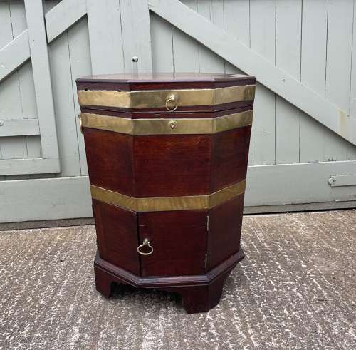 A Georgian wine cooler