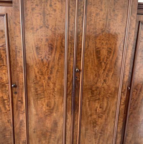 A fine 19th century wardrobe