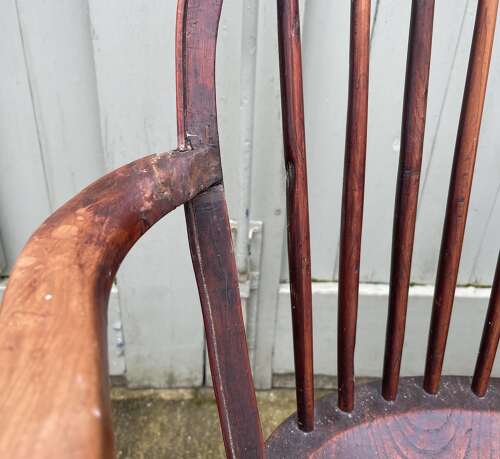 A pair of Yew wood Windsor chairs