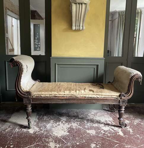 A Regency window seat